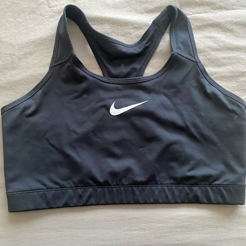 Nike Dri-FIT Swoosh Sports Bra